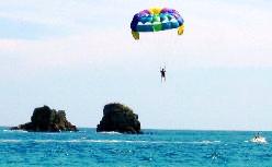 Adrenaline and fun-filled parasailing tour by Manuel Antonio, Costa Rica