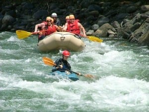 Great family rafting on the Savegre River, Manuel Antonio, Costa Rica / photo by Rios Tropicales
