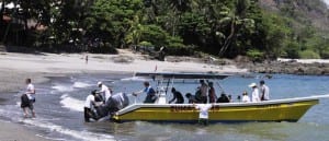 Boat taxi disembarking in Montezuma